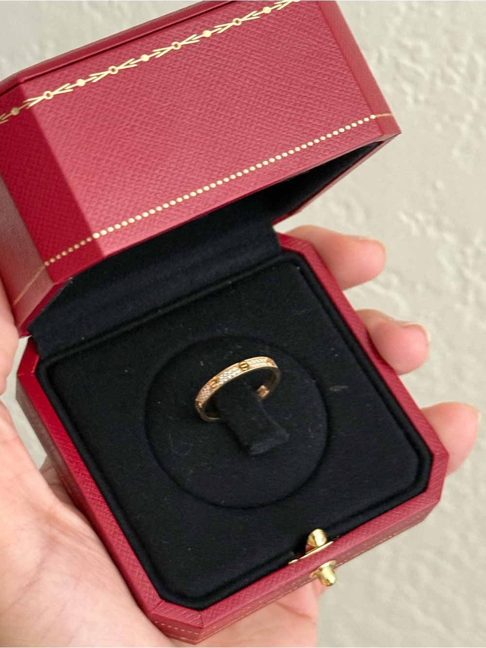 Brand new Cartier Gold Diamond Pavé Love Band - Picture 12 of 15